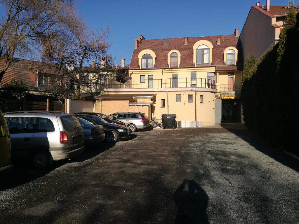 Matyas Szallas Szombathely Exteriör bild