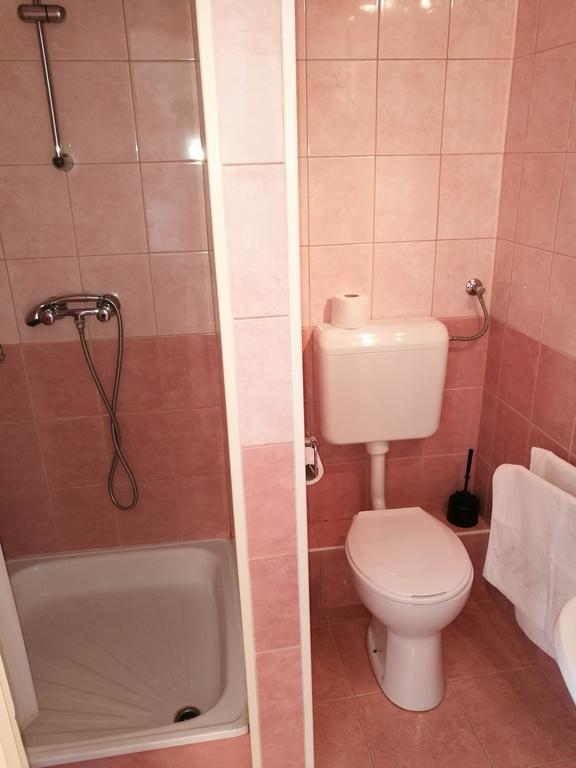 Matyas Szallas Szombathely Exteriör bild