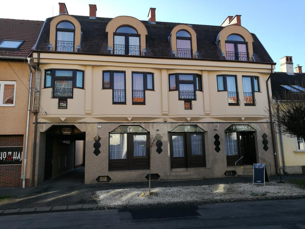 Matyas Szallas Szombathely Exteriör bild